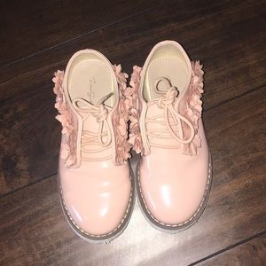 light pink oxford style shoe